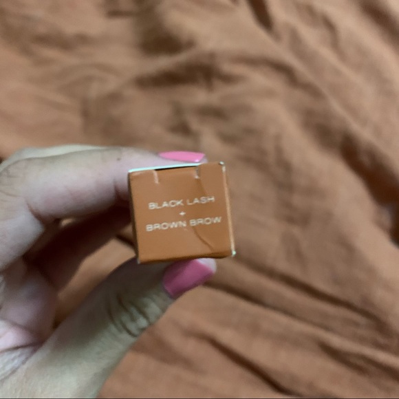 New TYNT Lash and eyebrow duo in Black and brown - Picture 6 of 7